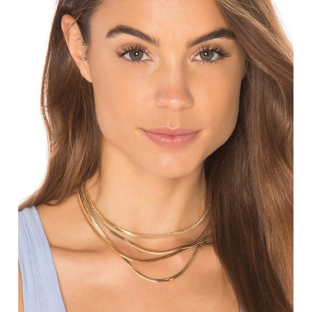 Cleo Choker